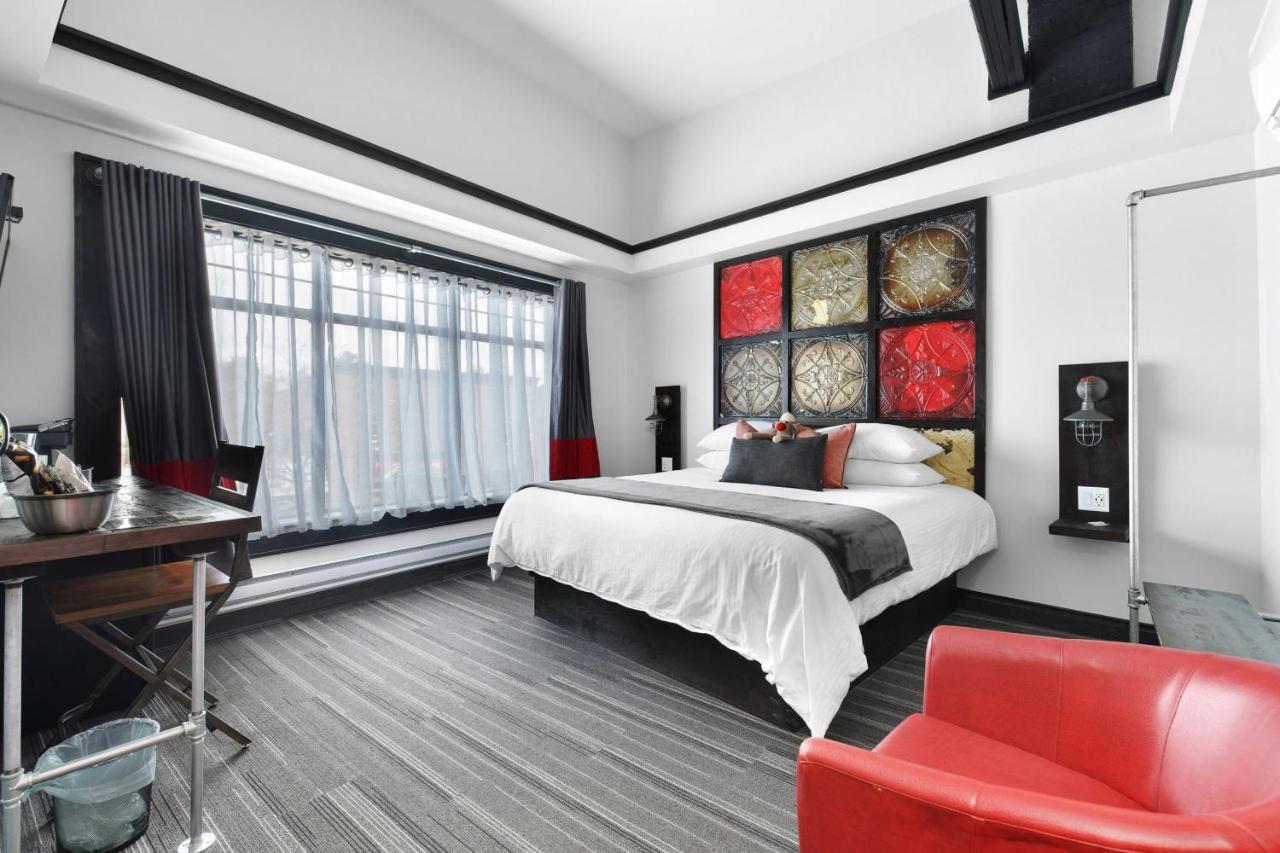 Heart & Hops Brewery Suites Kingsville Exteriör bild