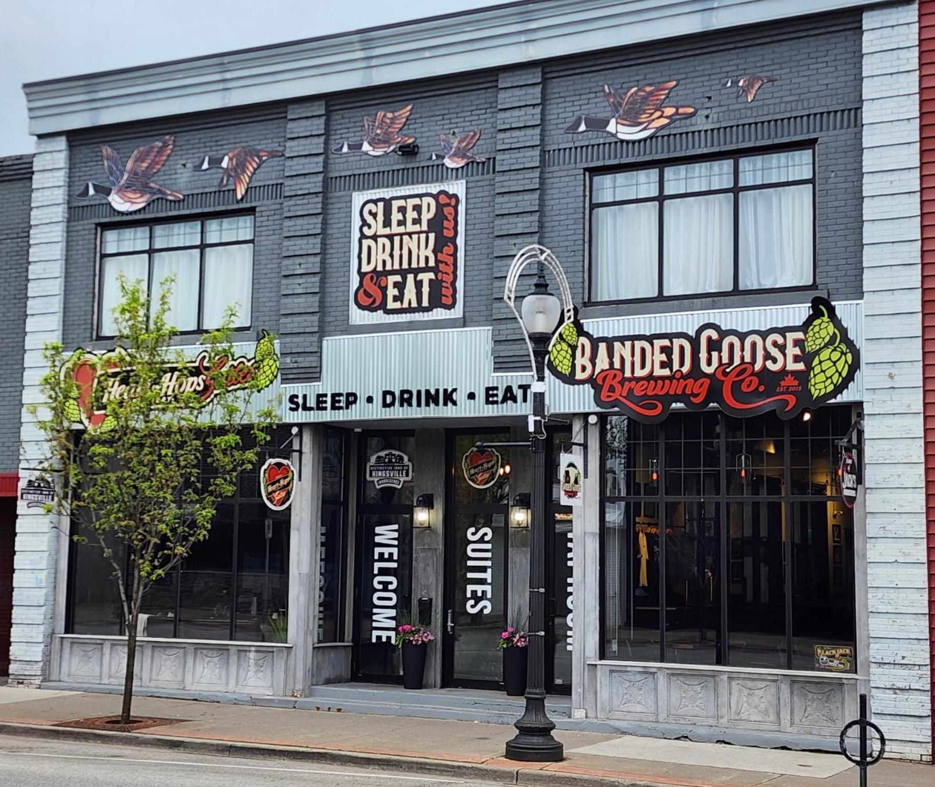 Heart & Hops Brewery Suites Kingsville Exteriör bild
